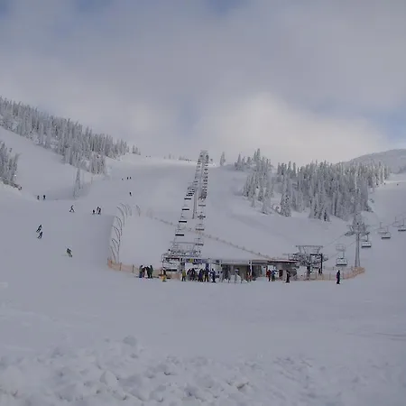 Joschi Sporthaus فندق هوشكار