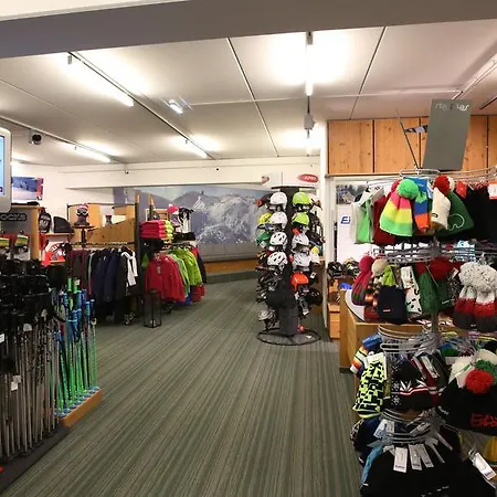 Joschi Sporthaus 4*