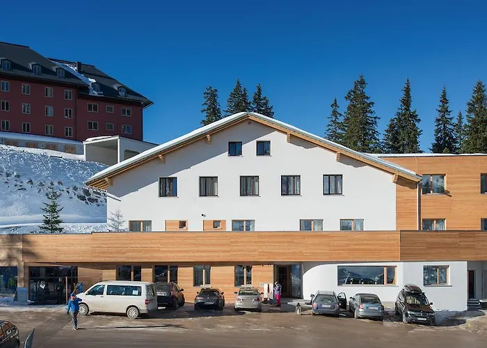 Joschi Sporthaus Hotel 4*